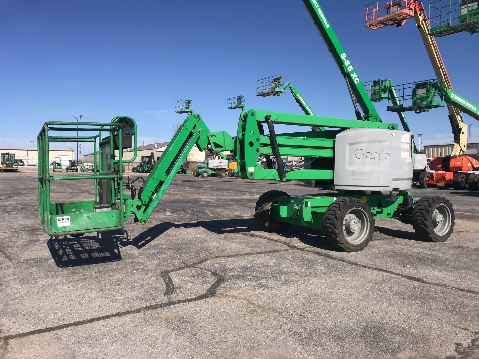 2013 Genie Z45/25J 4WD Diesel Articulating Boom Lift
