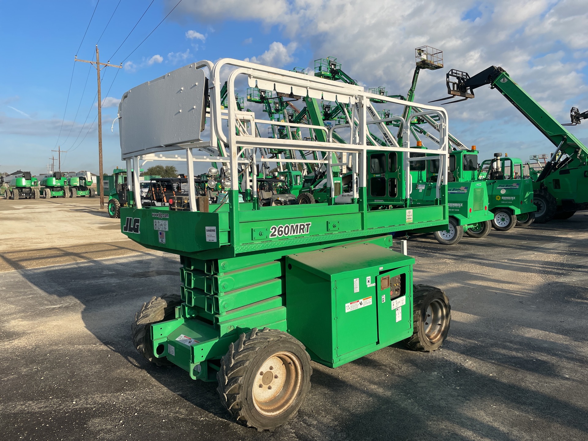 2015 JLG 260MRT Diesel Scissor Lift