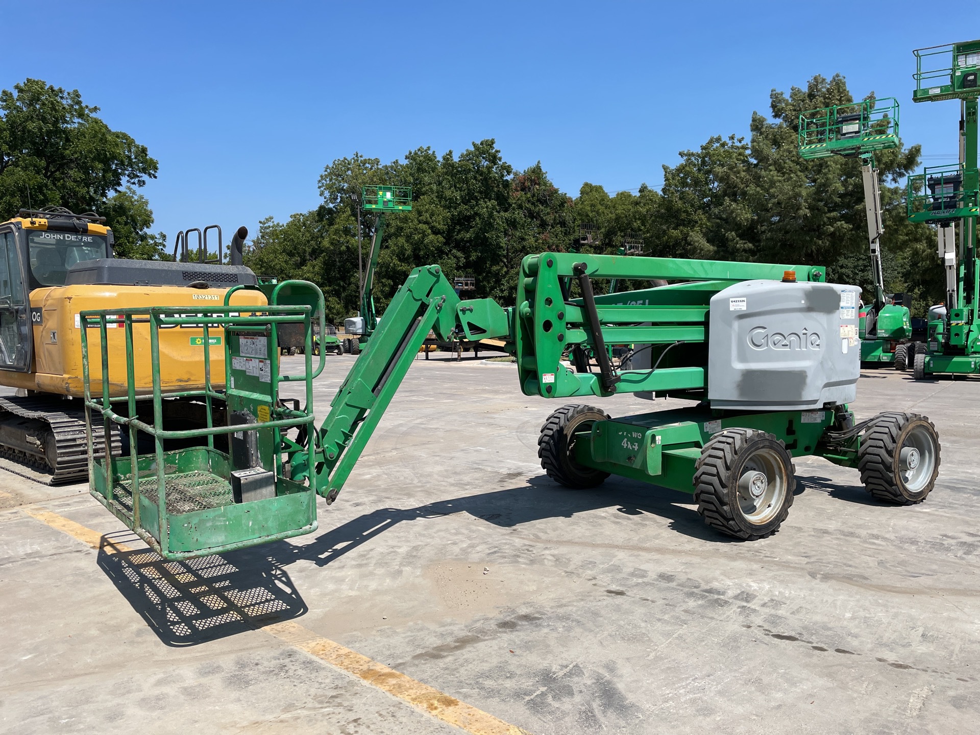 2013 Genie Z45/25J 4WD Diesel Articulating Boom Lift