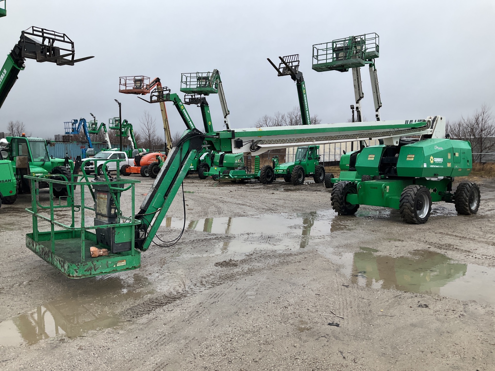 2013 JLG 860SJ 4WD Diesel Articulating Boom Lift