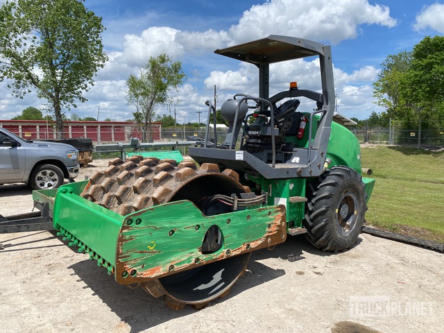 2013 Hamm 3307P Padfoot Drum Compactor