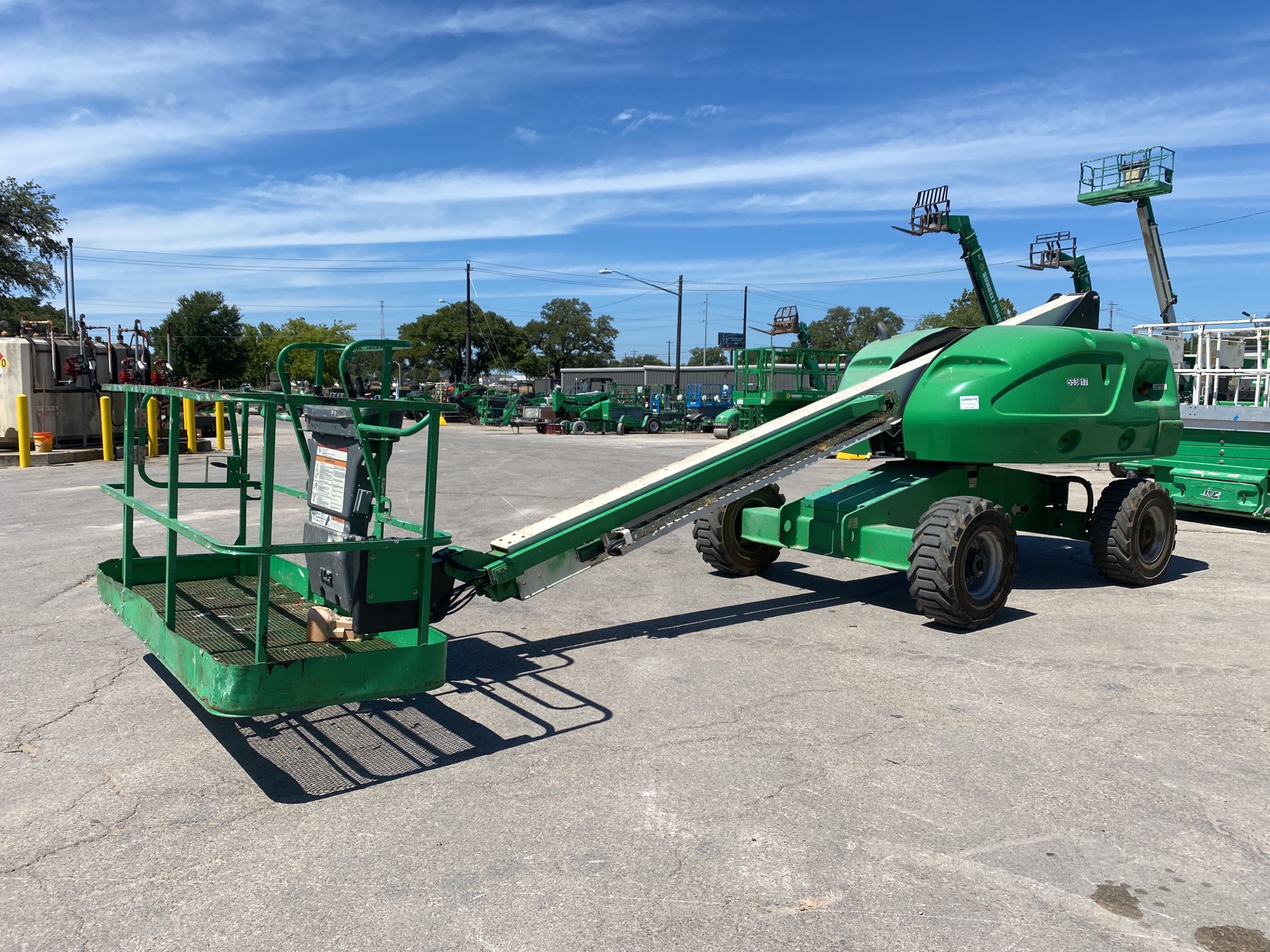 2013 JLG 400S 4WD Diesel Telescopic Boom Lift