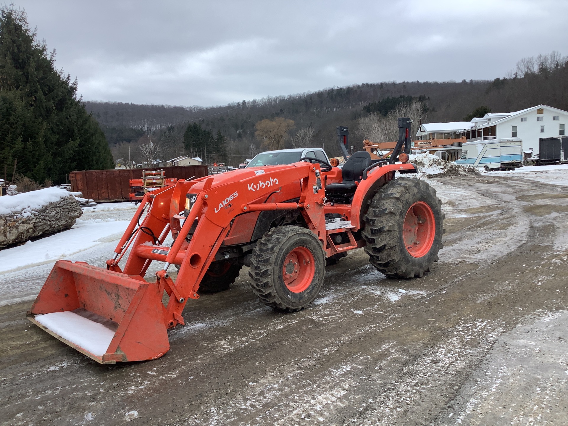 2020 Kubota MX5400HST Utility Tractor