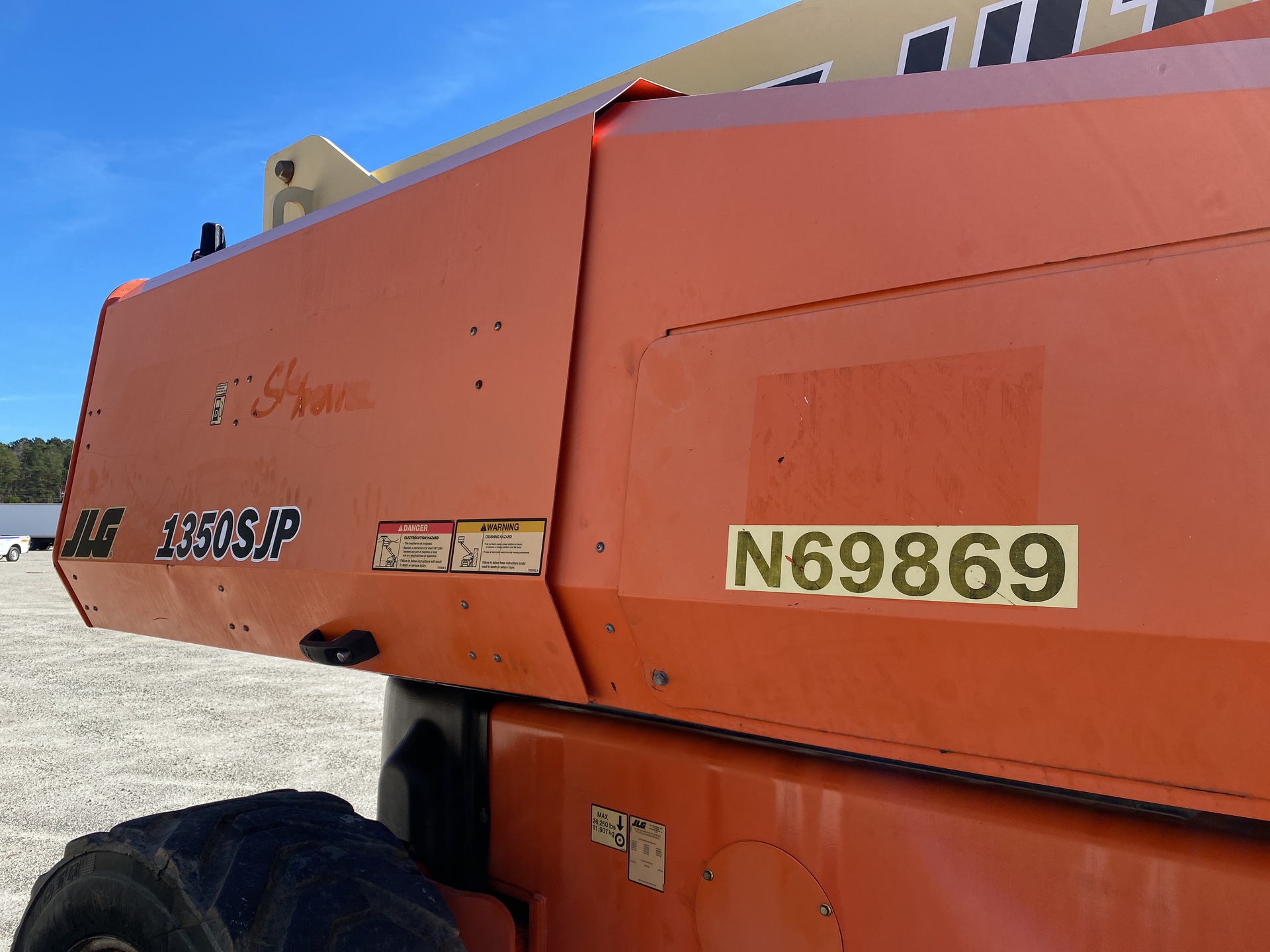Photo - 6