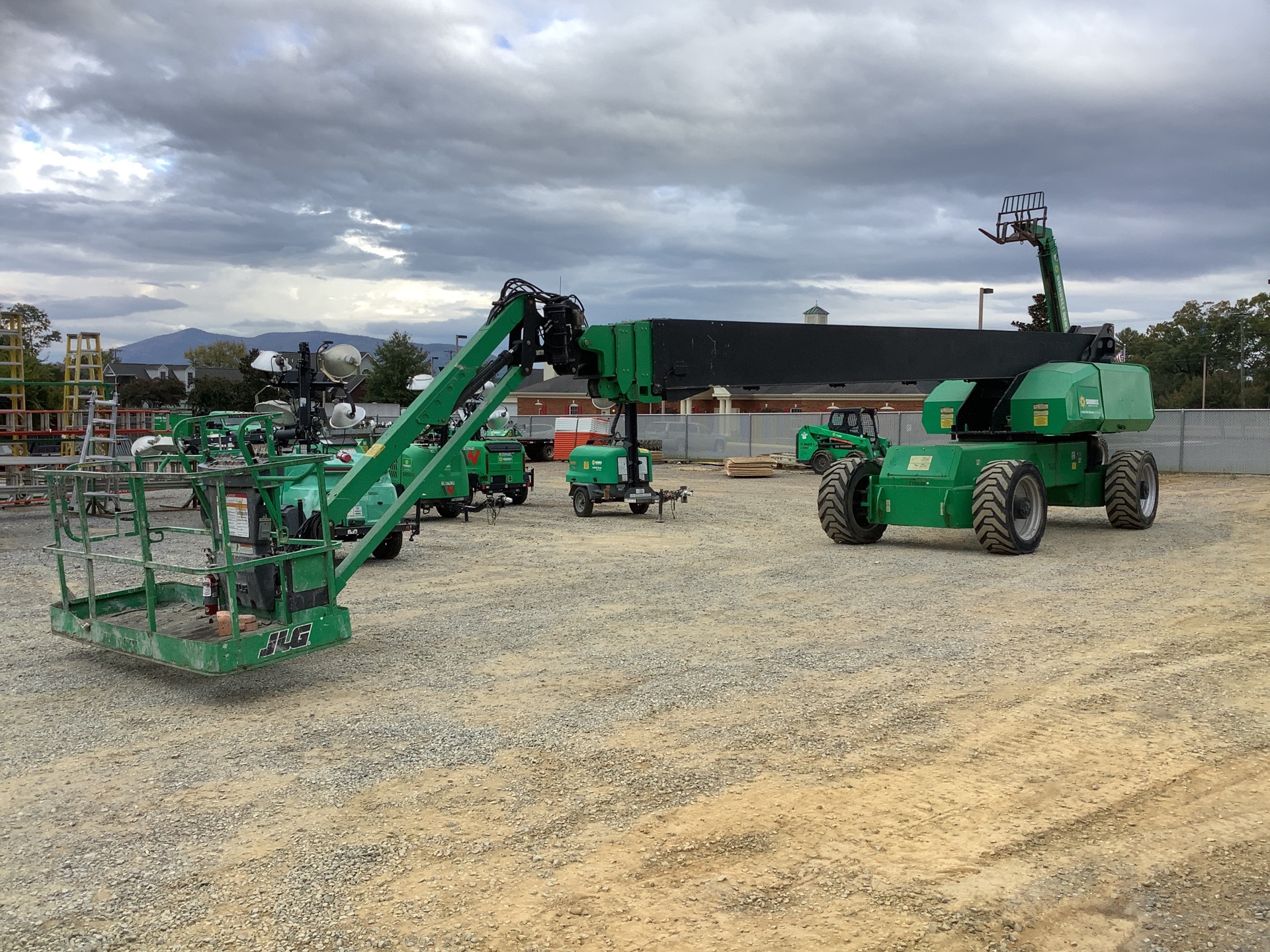 2015 JLG 1350SJP Articulating Boom Lift